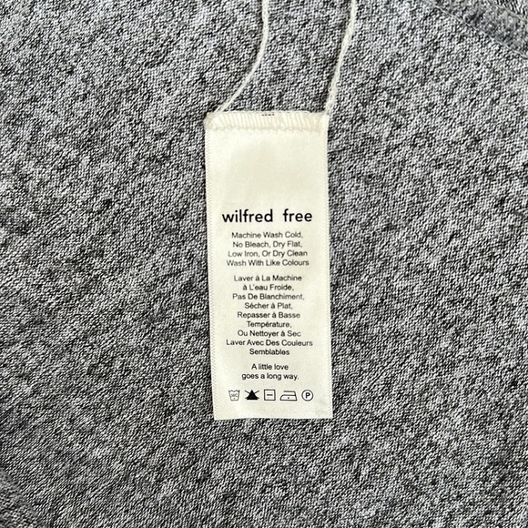 Aritzia Wilfred Free Light Grey Esther T-shirt (size S) - Picture 9 of 10